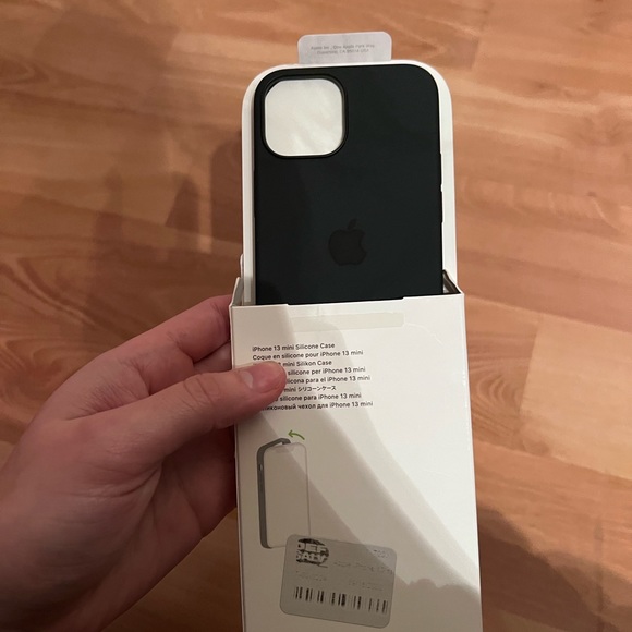 iPhone 13 mini phone case silicone Black Apple - Picture 3 of 3